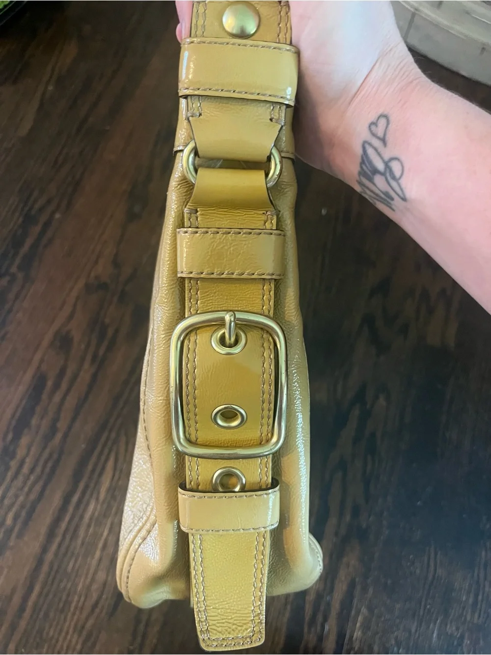 Y2K Coach Zoe Large Patent Leather Hobo Shoulder Bag  Fawn/Mustard L0893-12776